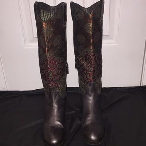 Donald J Pliner Western Boots